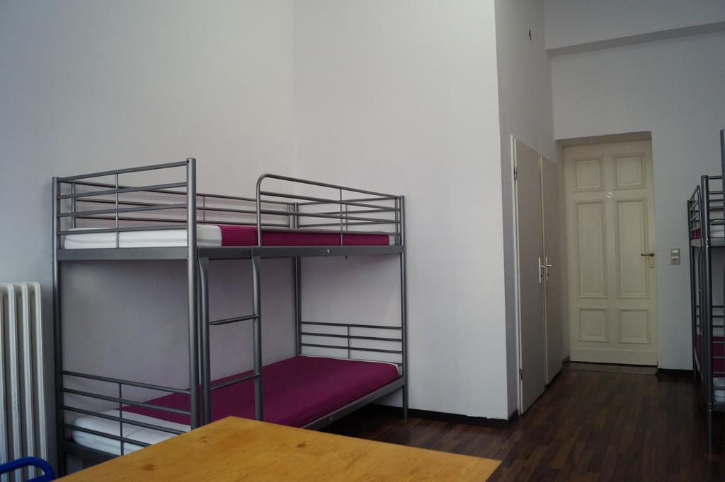 Hostel Anlema ベルリン エクステリア 写真